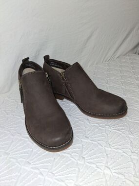 Hush Puppies Brown Leather Ankle Booties with Side Zip